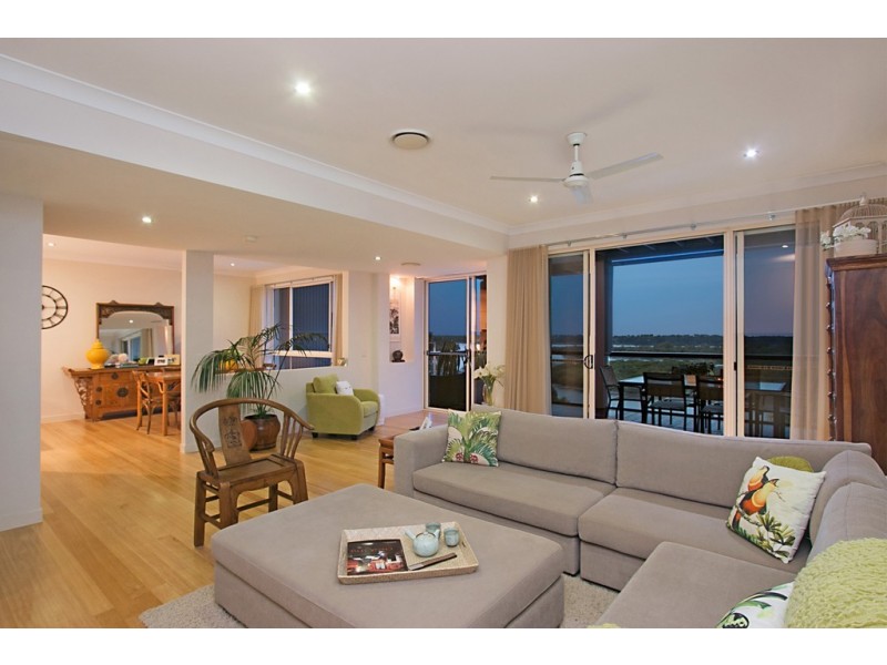 2/9 Fairway Drive, Banora Point NSW 2486