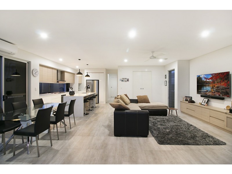 10 Trestles Avenue, Casuarina NSW 2487