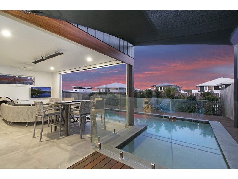 10 Trestles Avenue, Casuarina NSW 2487