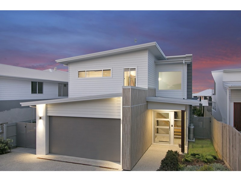 10 Trestles Avenue, Casuarina NSW 2487