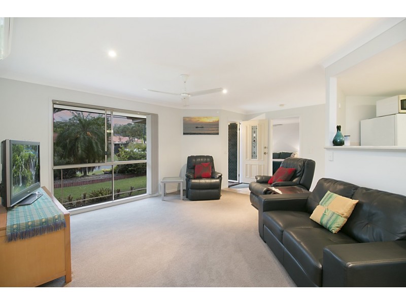 40 McKenzie Avenue, Pottsville NSW 2489