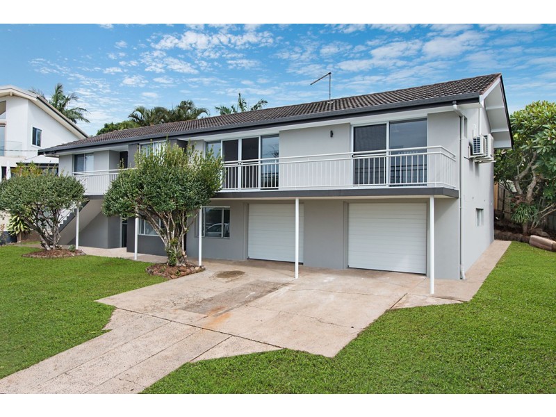 9 Seaview Road, Banora Point NSW 2486