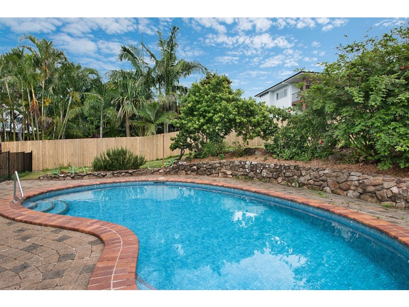 9 Seaview Road, Banora Point NSW 2486