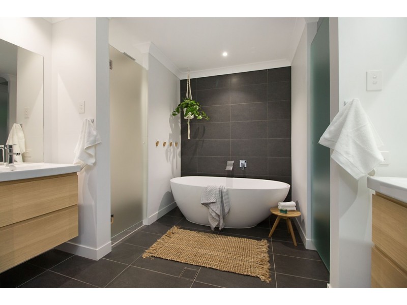 22 Mylestom Circle, Pottsville NSW 2489