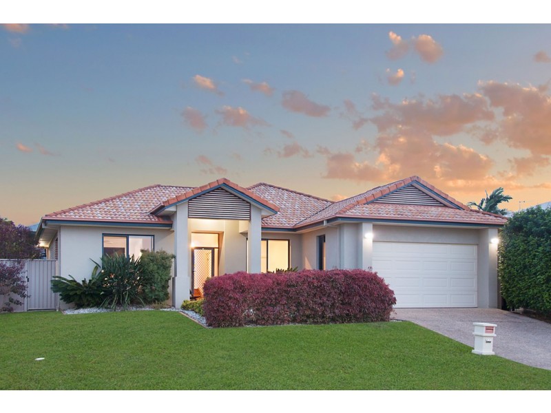 24 Mylestom Circle, Pottsville NSW 2489