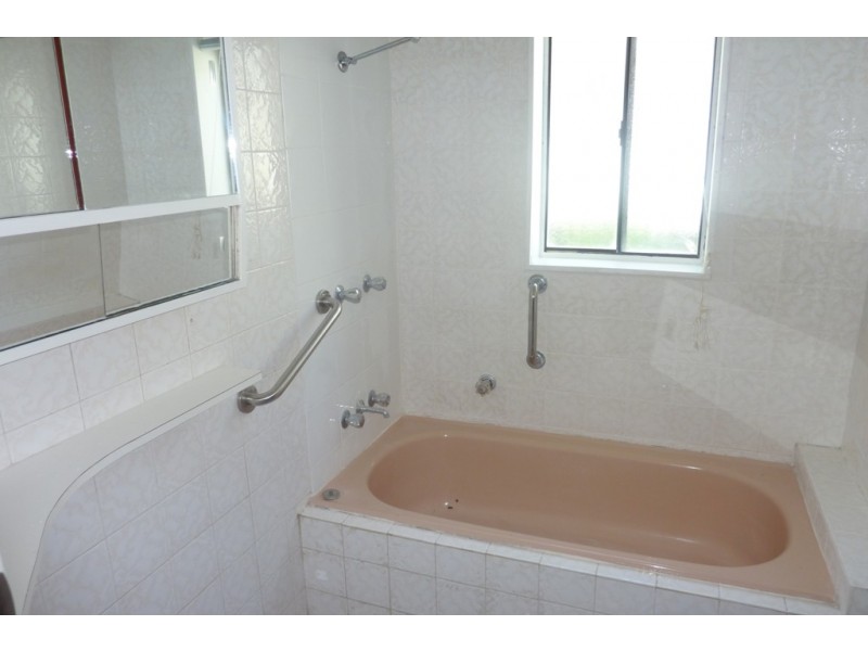 6 Whitfield Pde, Hurstville Grove NSW 2220