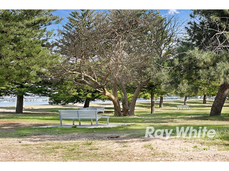 39 Russell Avenue, Sans Souci NSW 2219