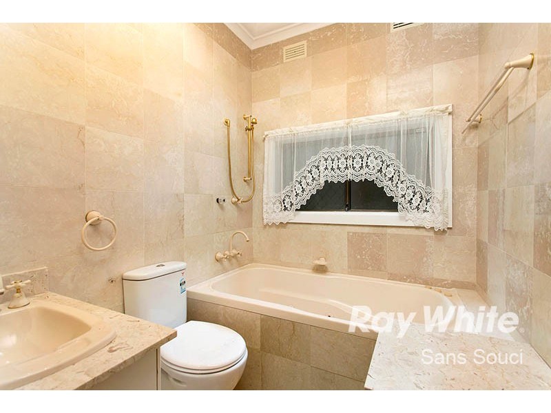 11 Tancred Avenue, Kyeemagh NSW 2216