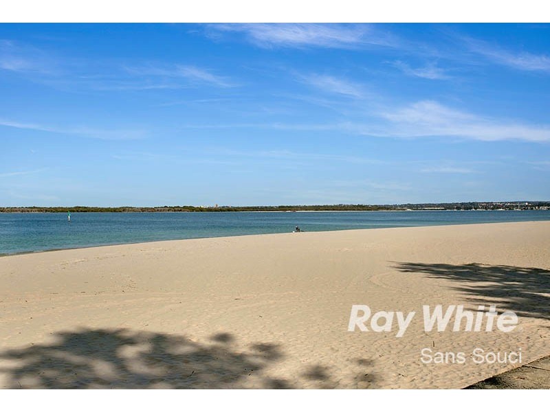 39 Russell Avenue, Sans Souci NSW 2219