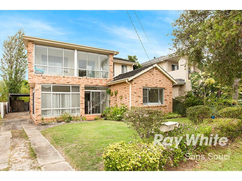 37 Colson Crescent, Monterey NSW 2217