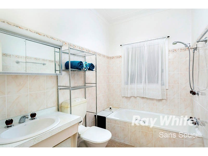 37 Colson Crescent, Monterey NSW 2217