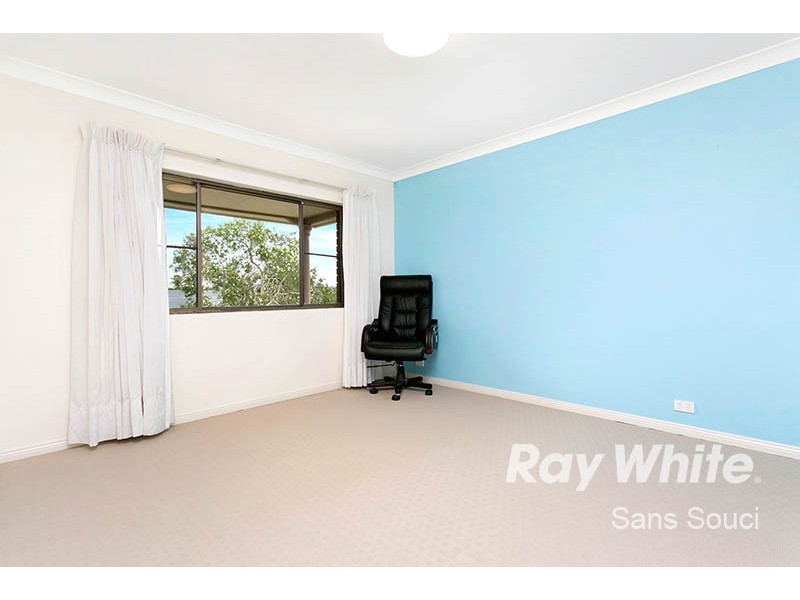 18 Carroll Street, Beverley Park NSW 2217