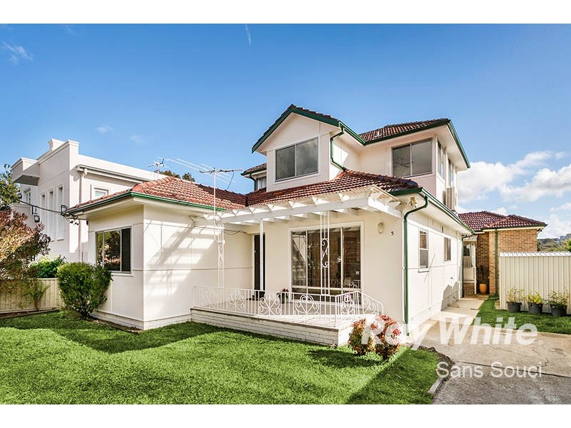 5 Colson Crescent, Monterey NSW 2217