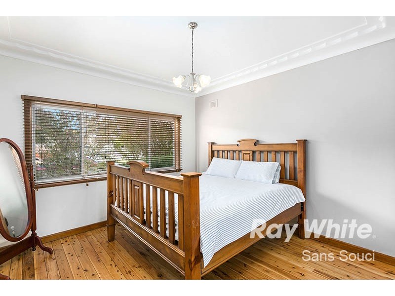 5 Colson Crescent, Monterey NSW 2217