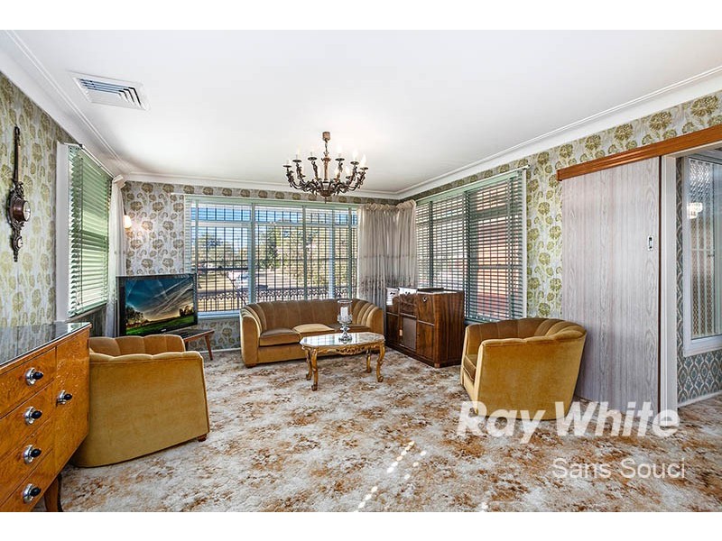 12 Chestnut Drive, Banksia NSW 2216