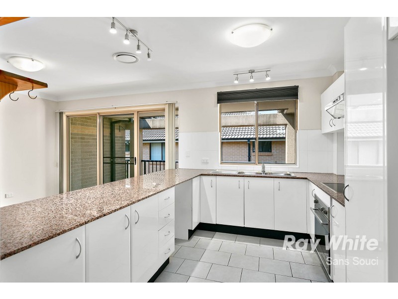 18/8-16 Aboukir Street, Rockdale NSW 2216