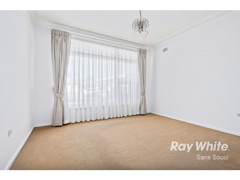 1 Colson Crescent, Monterey NSW 2217