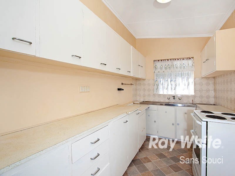 18 Shaw Street, Kogarah NSW 2217