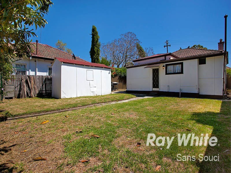 18 Shaw Street, Kogarah NSW 2217