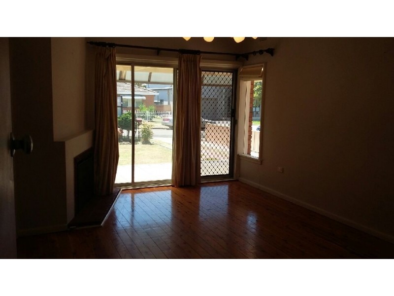 29 Madrers Ave, Kogarah NSW 2217