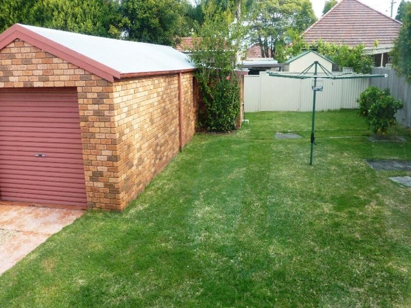 29 Madrers Ave, Kogarah NSW 2217