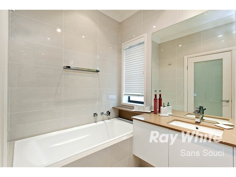 27 Scarborough Street, Monterey NSW 2217