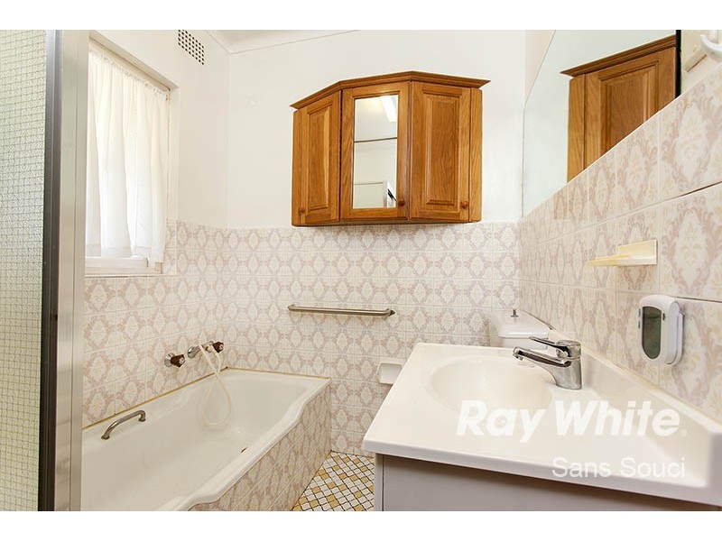 2 Barton Street, Kogarah NSW 2217