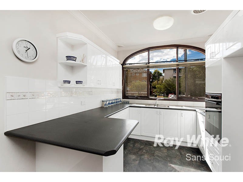 2/43 Solander Street, Monterey NSW 2217