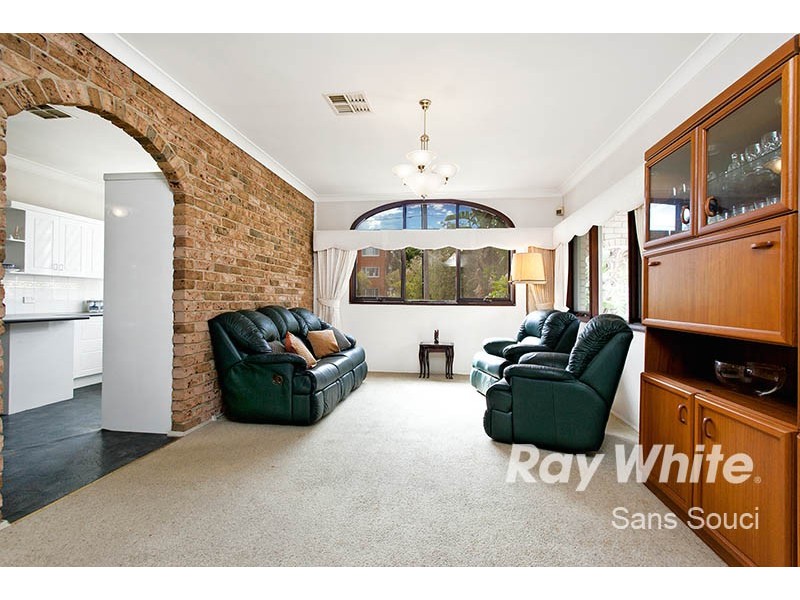 2/43 Solander Street, Monterey NSW 2217