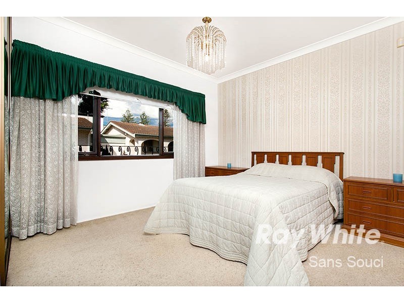 2/43 Solander Street, Monterey NSW 2217