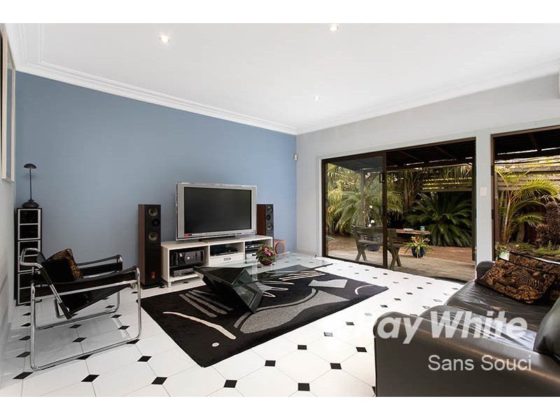2A Wycombe Ave, Monterey NSW 2217
