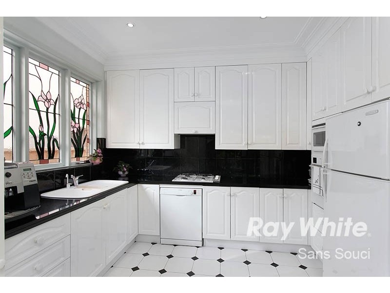 2A Wycombe Ave, Monterey NSW 2217