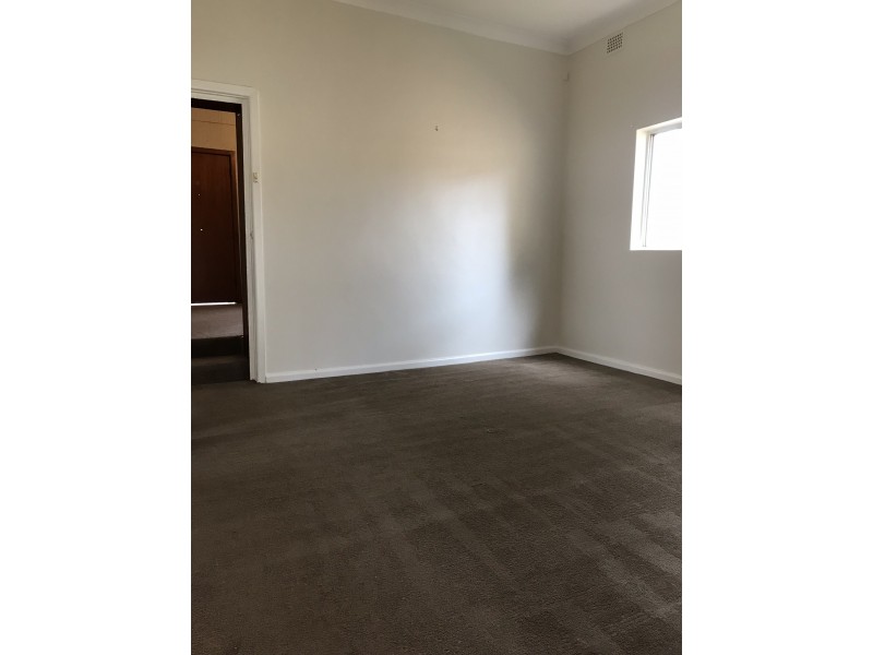 32 Rocky Point Road, Kogarah NSW 2217