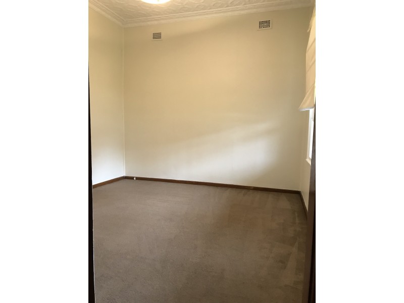 32 Rocky Point Road, Kogarah NSW 2217