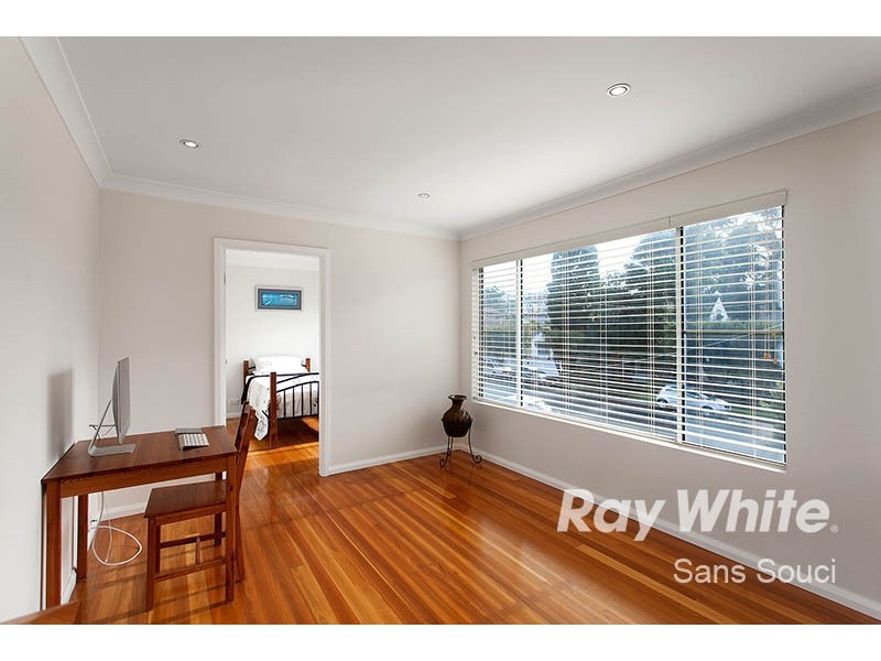 5 Barton Street, Kogarah NSW 2217