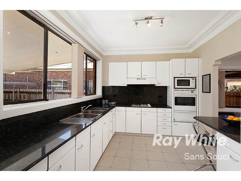 15 Clareville Avenue, Sans Souci NSW 2219