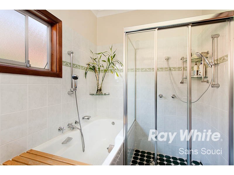 222 Chuter Avenue, Sans Souci NSW 2219