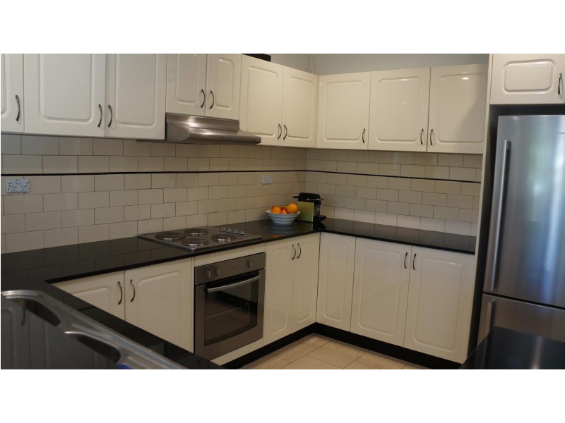 4/26-32 Shaftesbury Street, Carlton NSW 2218