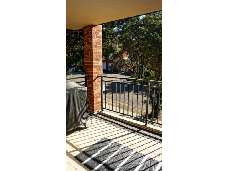 4/26-32 Shaftesbury Street, Carlton NSW 2218