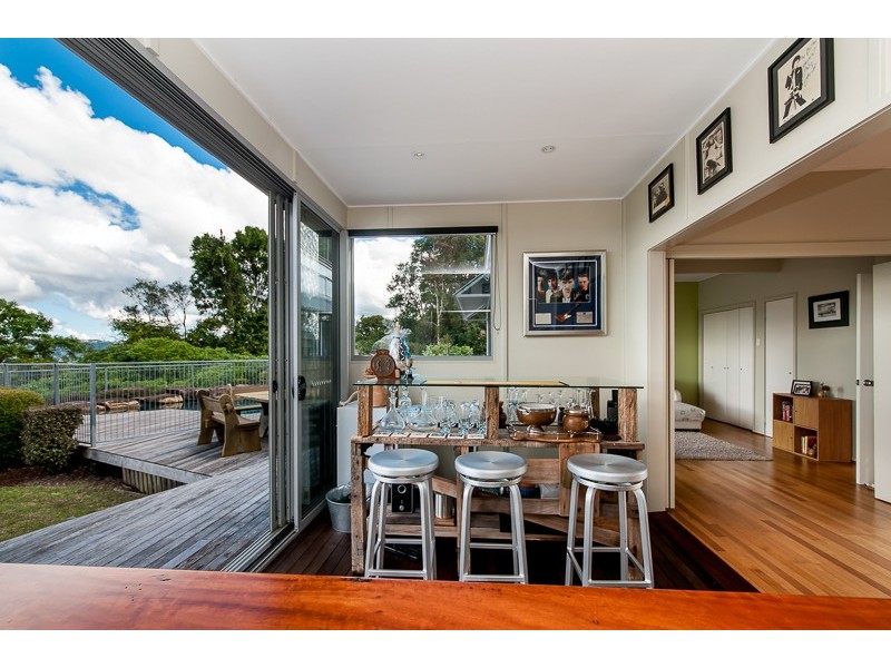 182 Thompson Road, Dulong QLD 4560