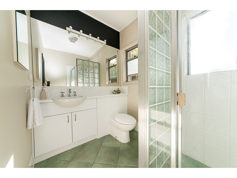 182 Thompson Road, Dulong QLD 4560