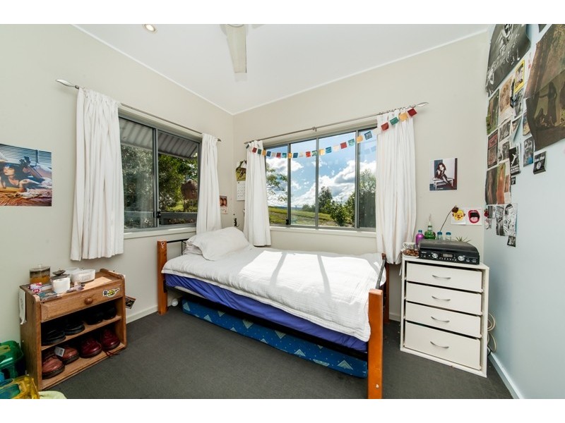 182 Thompson Road, Dulong QLD 4560