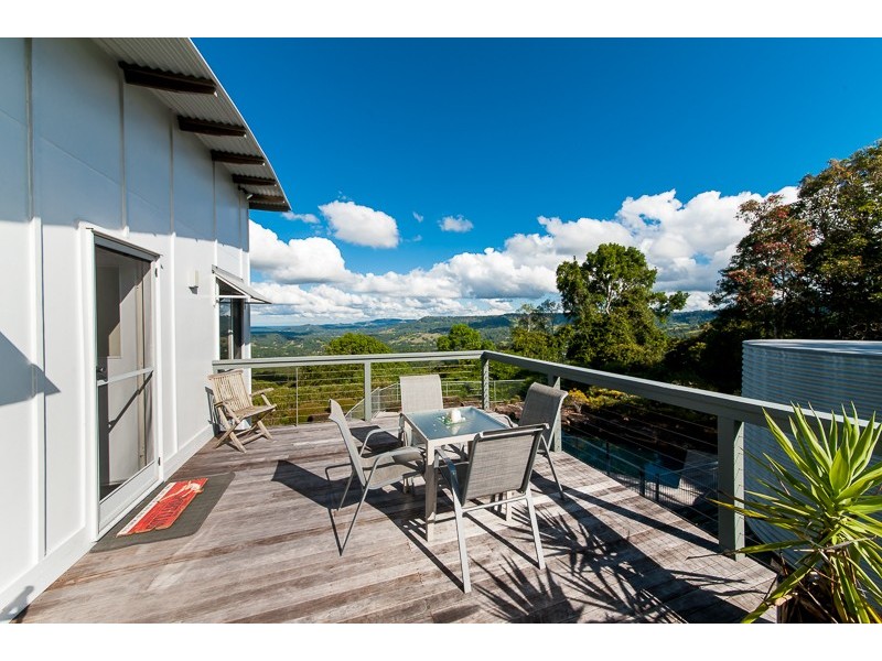 182 Thompson Road, Dulong QLD 4560