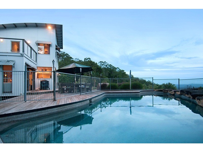 182 Thompson Road, Dulong QLD 4560