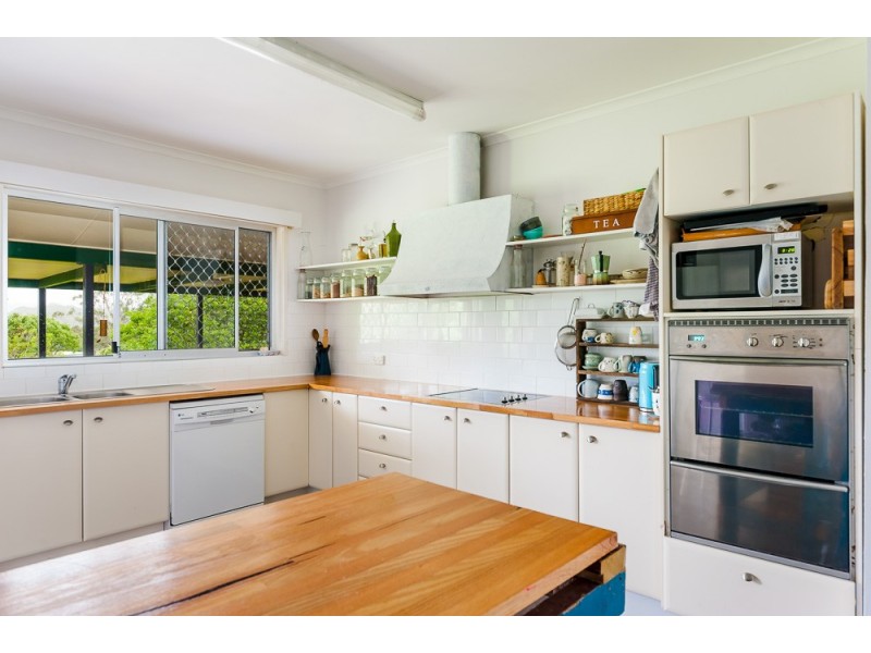 34 KIEL MOUNTAIN ROAD, Woombye QLD 4559