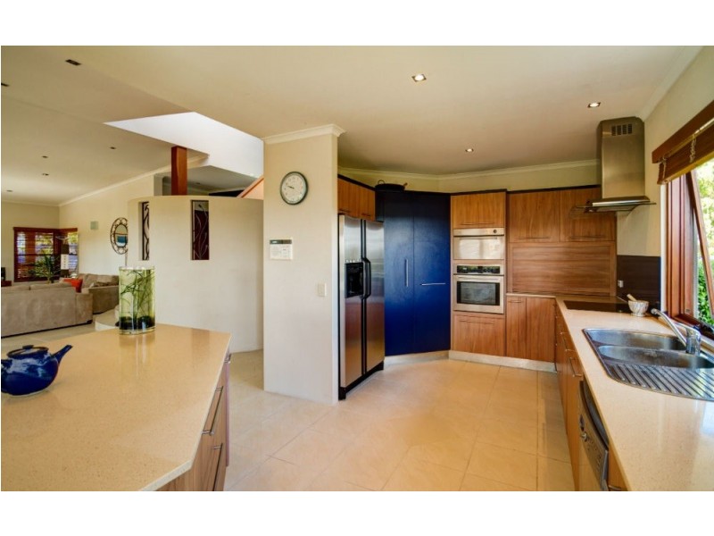32 BROLGA LANE, Dulong QLD 4560