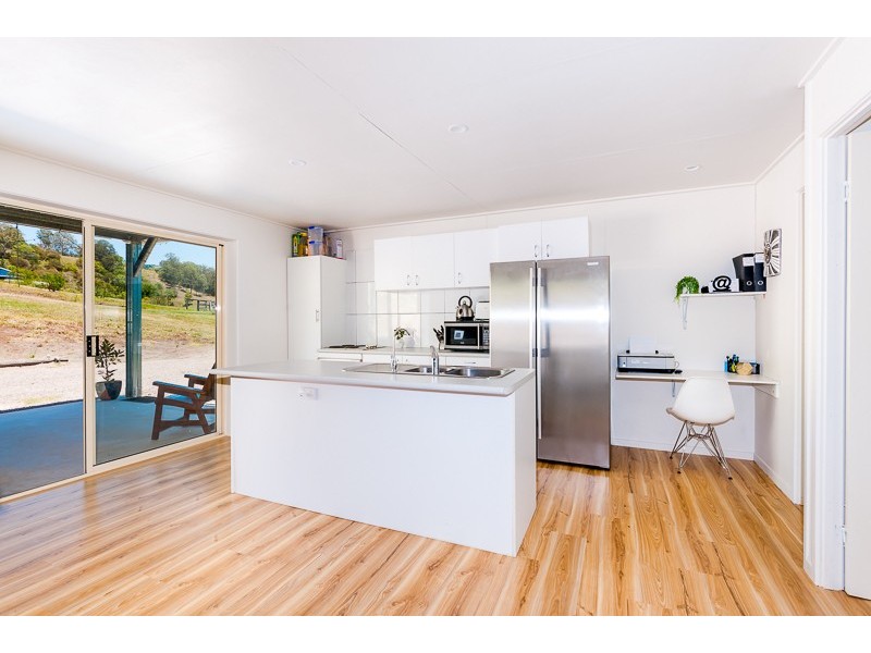 92 Simba Road, West Woombye QLD 4559