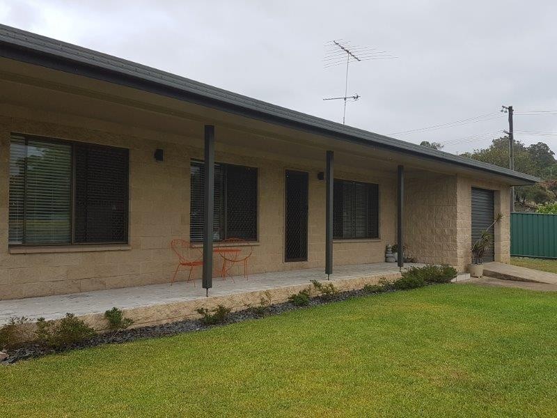 24 BLAXLAND ROAD, Burnside QLD 4560