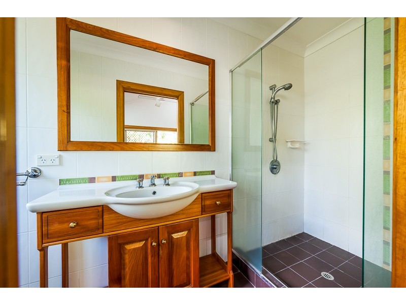 9 Merimist Way, Kiels Mountain QLD 4559