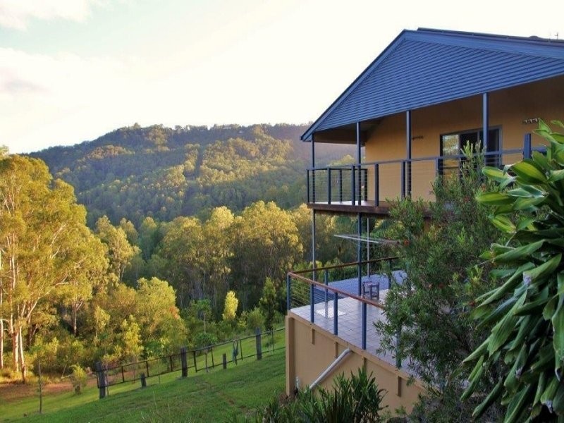 410 Hunchy Road, Hunchy QLD 4555